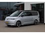 Volkswagen California 180KW-245PK, Hybride, Camper, Standkachel, Keuken met Koelkast, gaspit, stromend water, 230V, elektrisch hef dak, Luifel, slaapmogelijkheid 2 persoon bed, 4 zitplaatsen, watertank, handdouche, vele opberg mogelijkheden,