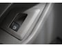 Volkswagen California 180KW-245PK, Hybride, Camper, Standkachel, Keuken met Koelkast, gaspit, stromend water, 230V, elektrisch hef dak, Luifel, slaapmogelijkheid 2 persoon bed, 4 zitplaatsen, watertank, handdouche, vele opberg mogelijkheden,