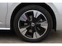 Volkswagen California 180KW-245PK, Hybride, Camper, Standkachel, Keuken met Koelkast, gaspit, stromend water, 230V, elektrisch hef dak, Luifel, slaapmogelijkheid 2 persoon bed, 4 zitplaatsen, watertank, handdouche, vele opberg mogelijkheden,
