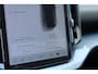 Volvo EX30 Single Motor Extended Range Plus 69 kWh | Stoelverwarming | Google Services | Achteruitrijcamera | Elektrisch bedienbare achterklep | Standkachel | Apple Carplay | Android Auto