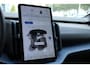 Volvo EX30 Single Motor Extended Range Plus 69 kWh | Stoelverwarming | Google Services | Achteruitrijcamera | Elektrisch bedienbare achterklep | Standkachel | Apple Carplay | Android Auto
