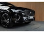 Volvo XC60 2.0 T6 Plug-in hybrid AWD HUD Panodak Leder Navi Camera Elektr. bedienbare achterklep Sfeerverlichting PDC LM velgen BTW auto! SPLINTERNIEUW!