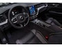 Volvo XC60 2.0 T6 Plug-in hybrid AWD HUD Panodak Leder Navi Camera Elektr. bedienbare achterklep Sfeerverlichting PDC LM velgen BTW auto! SPLINTERNIEUW!