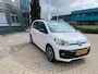Volkswagen Up! 1.0 R-Line