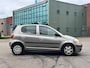 Toyota Yaris 1.3 VVT-i Idols 5DR*Navigatie*Carplay*Trekhaak*NAP*Stuurbekrachtiging*