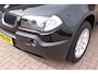 BMW X3 2.0i Introduction, navigatie, mooie en originele auto! Youngtimer N.A.P.