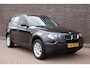 BMW X3 2.0i Introduction, navigatie, mooie en originele auto! Youngtimer N.A.P.