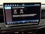 Volkswagen Tiguan 1.5 eHybrid R-Line Plug-in Panoramadak, 360 Camera, Trekhaak, Leder, Head-up display, Elektrische achterklep, Winterpakket, Memory stoelen, 2 jaar garantie