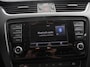 Skoda Octavia Combi 1.4 TSI Greentech Ambition Businessline Climate control Lichtmetalen velgen Parkeersensoren achter Navigatie Trekhaak Cruise control