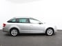 Skoda Octavia Combi 1.4 TSI Greentech Ambition Businessline Climate control Lichtmetalen velgen Parkeersensoren achter Navigatie Trekhaak Cruise control