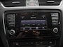 Skoda Octavia Combi 1.4 TSI Greentech Ambition Businessline Climate control Lichtmetalen velgen Parkeersensoren achter Navigatie Trekhaak Cruise control