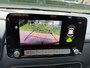 Hyundai Kona Electric Ev Premium 64 kWh SOH 97,7%/3 Fase Laden/Warmtepomp/Trekhaak/Acarplay/Navi/Garantie