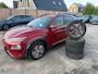 Hyundai Kona Electric Ev Premium 64 kWh SOH 97,7%/3 Fase Laden/Warmtepomp/Trekhaak/Acarplay/Navi/Garantie