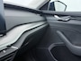 Skoda Octavia Combi 1.0 e-TSi Ambition Mild Hybrid Automaat / Trekhaak / Stuurverwarming / Navigatie / Cruise Adaptive