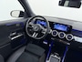 Mercedes-Benz EQB EQB 300 4Matic AMG VAN: 47.900,- VOOR: 45.440,- UW HERFSTVOORDEEL: 2.460,- NIEUW MODEL | SOH 100% | NIGHT PAKKET | 7-PERSOONS | ACHTERUITRIJCAMERA | ADAPTIVE CRUISE CONTROL | ELEKTRISCHE ACHTERKLEP | STUUR- & STOELVERWARMING | AMBIENT LIGHTING | FABRIEKSGARANTIE T/M 06-2027 | RIJKLAAR