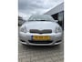 Toyota Yaris 1.3 VVT-i Sol, AUTOMAAT, trekhaak, nette goed onderhouden auto met weinig kilometers.