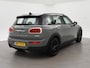 MINI Clubman 1.5 COOPER 136 PK MOONWALK GREY + ZWART DAK | 17 INCH ZWARTE VELGEN | LED | NAVIGATIE