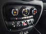 MINI Clubman 1.5 COOPER 136 PK MOONWALK GREY + ZWART DAK | 17 INCH ZWARTE VELGEN | LED | NAVIGATIE