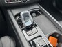 Volvo XC60 2.0 T6 Plug-in hybrid AWD Plus Black Edition 360 CAMERA | PANO | PREMIUM AUDIO | ELEK. STOELEN | ELEK. ACHTERKLEP | ADAP. CRUISE |