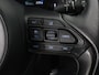 Toyota Yaris Cross 1.5 Hybrid Executive Bi-Tone | Panoramadak | Dodehoek Detectie | HUD | Navigatie
