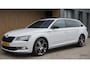 Skoda Superb Combi 1.8 TSI 180pk Sportline Business dsg Pano Elek.trekhaak Keyless Canton Stoelverw *NL auto* Maxton DAB 19 inch LM Cruise Standkachel *198201km*
