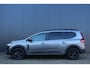 Dacia Jogger 1.0 TCe 100Pk ECO-G Extreme 7p. | Draadloze Carplay | Parkeersensoren & Camera | Climate Control | Isofix | Automatische Verlichting & Regensensoren | Keyless Entry |