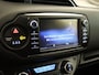 Toyota Yaris 1.5 VVT-i Y20 - ORIGINEEL NEDERLANDSE AUTO - AFKOMSTIG VAN 2E EIGENAAR - LAGE KM STAND - 15 INCH LICHT METALEN VELGEN - CLIMATE CONTROL - NAVIGATIE - KEYLESS ENTRY/ START - CAMERA - BOTSWAARSCHUWINGSYSTEEM - 6 VERSNELLINGEN