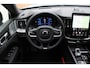 Volvo XC60 2.0 T8 Plug-in hybrid AWD Ultra Dark Exec. Ed. | Extra getint glas | Geluidsisolerend glas | Achterbank verwarmd | Apple carplay/ Android auto | Electric climate control | Elektrisch glazen panorama-dak | 21" lichtmetalen velgen | Actieve luchtvering | Voorstoelen met massagefunctie | Voorstoelen verwarmd |