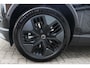 Volvo EX30 Cross Country P5 Long Range Ultra Europa 69 kWh | Apple Carplay/Android Auto | Electronic climate control | 19" lichtmetalen velgen | Panorama dak | Parkeer assistent | Parkeersensoren voor en achter | Voorstoelen verwarmd | Warmtepomp |