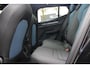 Volvo EX30 Cross Country P5 Long Range Ultra Europa 69 kWh | Apple Carplay/Android Auto | Electronic climate control | 19" lichtmetalen velgen | Panorama dak | Parkeer assistent | Parkeersensoren voor en achter | Voorstoelen verwarmd | Warmtepomp |