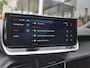 Peugeot 2008 1.2i Allure 131pk | 2025 | Premium kleur | Leder | Fabr. gar. | Zeer nette staat!