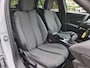 Peugeot 2008 1.2i Allure 131pk | 2025 | Premium kleur | Leder | Fabr. gar. | Zeer nette staat!