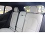 Volvo EX40 Single Motor Extended Range Ultra Europa 82 kWh | Apple Carplay/ Android Auto | Electronic Climate Control | Panoramadak | 19" Lichtmetalen velgen | Voorstoelen verwarmd | Achterbank verwarmd | Warmtepomp |