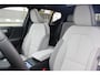 Volvo EX40 Single Motor Extended Range Ultra Europa 82 kWh | Apple Carplay/ Android Auto | Electronic Climate Control | Panoramadak | 19" Lichtmetalen velgen | Voorstoelen verwarmd | Achterbank verwarmd | Warmtepomp |