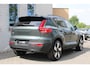 Volvo EX40 Single Motor Extended Range Ultra Europa 82 kWh | Apple Carplay/ Android Auto | Electronic Climate Control | Panoramadak | 19" Lichtmetalen velgen | Voorstoelen verwarmd | Achterbank verwarmd | Warmtepomp |