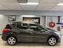 Peugeot 207 SW 1.6 VTi Première | Pano | cruise | Navi |