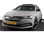 Skoda Superb Combi 1.4 TSI iV Sportline Business | S/K-Panodak | Dig. Cockpit | Adapt. Cruise | Winterpakket | PDC | NAV + App. Connect | ECC | Elek. Klep | LM 19" |