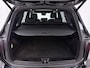 Mercedes-Benz GLB 200 AMG Line | Trekhaak | Panoramadak | Distronic | MultiBeam LED | Stoelgeheugen | 20 Inch LM Velgen | Head-up Display | 360 Camera | Sfeerverlichting | Onderweg-naar-dealer