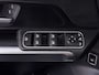 Mercedes-Benz GLB 200 AMG Line | Trekhaak | Panoramadak | Distronic | MultiBeam LED | Stoelgeheugen | 20 Inch LM Velgen | Head-up Display | 360 Camera | Sfeerverlichting | Onderweg-naar-dealer