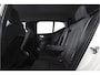 Volvo XC40 1.5 T3 Business Pro 164 PK | Elek. Trekhaak | Dig. Cockpit | Adapt. Cruise | PDC | NAV + App. Connect | ECC | Elek. Klep | LM 18" |