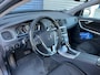 Volvo V60 1.5 T3 aut. 152PK Momentum  Dealeronderhouden Trekhaak Navi
