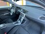 Volvo V60 1.5 T3 aut. 152PK Momentum  Dealeronderhouden Trekhaak Navi
