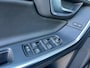 Volvo V60 1.5 T3 aut. 152PK Momentum  Dealeronderhouden Trekhaak Navi