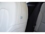 Volvo XC40 T5 247PK AWD Inscription Automaat / Navigatie / Adaptive Cruise control / 360 Camera / 20'' velgen / Panorama schuif-kanteldak / Harman Kardon / Elektrisch verstelbare stoelen met geheugen / Stoelverwarming v+a / Stuurverwarming / Trekhaak