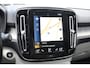 Volvo XC40 T5 247PK AWD Inscription Automaat / Navigatie / Adaptive Cruise control / 360 Camera / 20'' velgen / Panorama schuif-kanteldak / Harman Kardon / Elektrisch verstelbare stoelen met geheugen / Stoelverwarming v+a / Stuurverwarming / Trekhaak