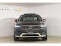 Volvo XC40 T5 247PK AWD Inscription Automaat / Navigatie / Adaptive Cruise control / 360 Camera / 20'' velgen / Panorama schuif-kanteldak / Harman Kardon / Elektrisch verstelbare stoelen met geheugen / Stoelverwarming v+a / Stuurverwarming / Trekhaak