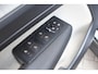Volvo XC40 T5 247PK AWD Inscription Automaat / Navigatie / Adaptive Cruise control / 360 Camera / 20'' velgen / Panorama schuif-kanteldak / Harman Kardon / Elektrisch verstelbare stoelen met geheugen / Stoelverwarming v+a / Stuurverwarming / Trekhaak