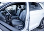 Volkswagen T-Roc R-Line | 'App-Connect' draadloze smartphone integratie | Airconditioning automatisch, 2-zone (Climatronic) | Automatische afstandsregeling (Adaptive Cruise Control)