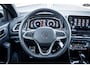 Volkswagen T-Roc R-Line | 'App-Connect' draadloze smartphone integratie | Airconditioning automatisch, 2-zone (Climatronic) | Automatische afstandsregeling (Adaptive Cruise Control)