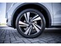 Volkswagen T-Roc R-Line | 'App-Connect' draadloze smartphone integratie | Airconditioning automatisch, 2-zone (Climatronic) | Automatische afstandsregeling (Adaptive Cruise Control)